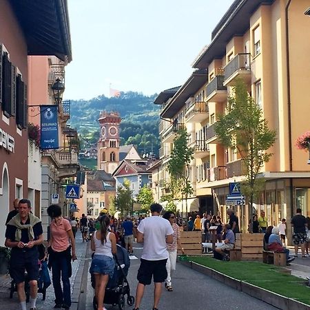 Casa Beba - Agenzia Dolomiti Affitti Lägenhet Cavalese Exteriör bild